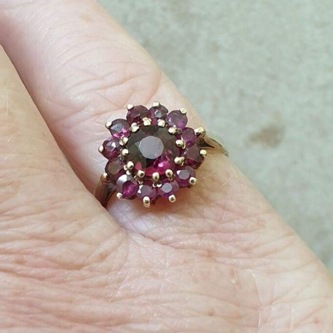 Rhodolite Garnet Cluster Ring in 9ct Gold.