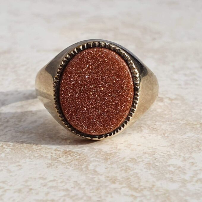 Goldstone Signet Ring in 9ct Gold.