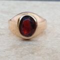 Red Paste Signet Ring in 9ct Gold,  a UK J or a US 5 1/4