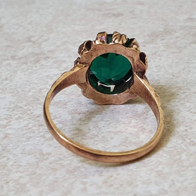 Ornate Synthetic Green Tourmaline Ring in 9ct Gold.