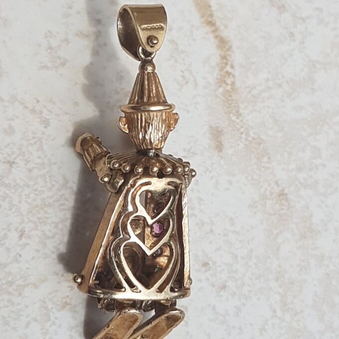 Fabulous Articulated Clown Pendant in 9ct Gold