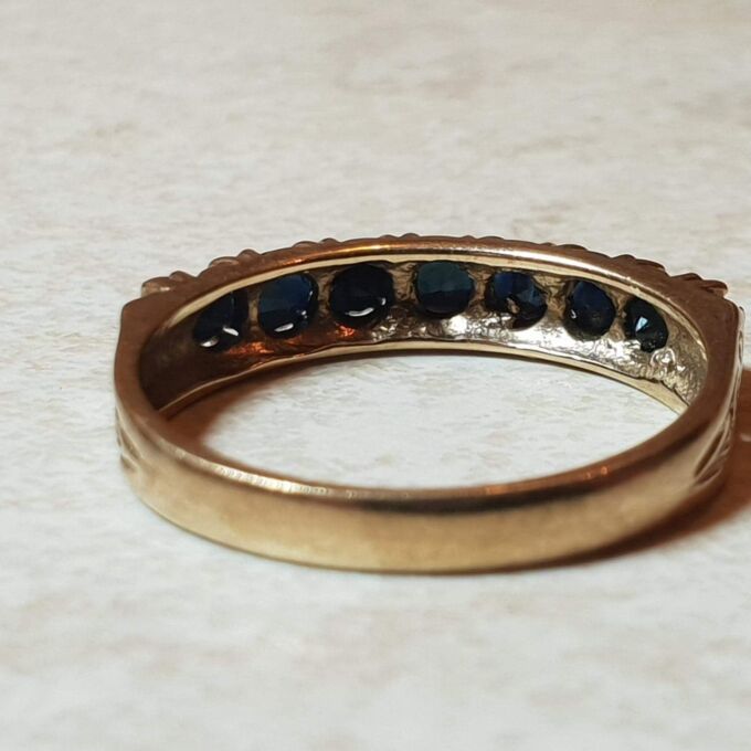 Super Seven Stone Sapphire Band in 9ct Gold, a UK size P or a US 7 3/4 – 8.