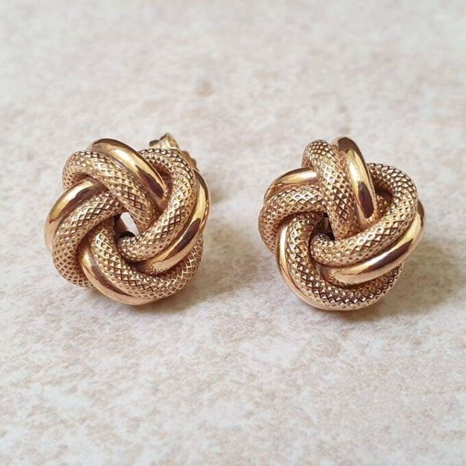 Bold Knot Stud Earrings in 9ct Gold.