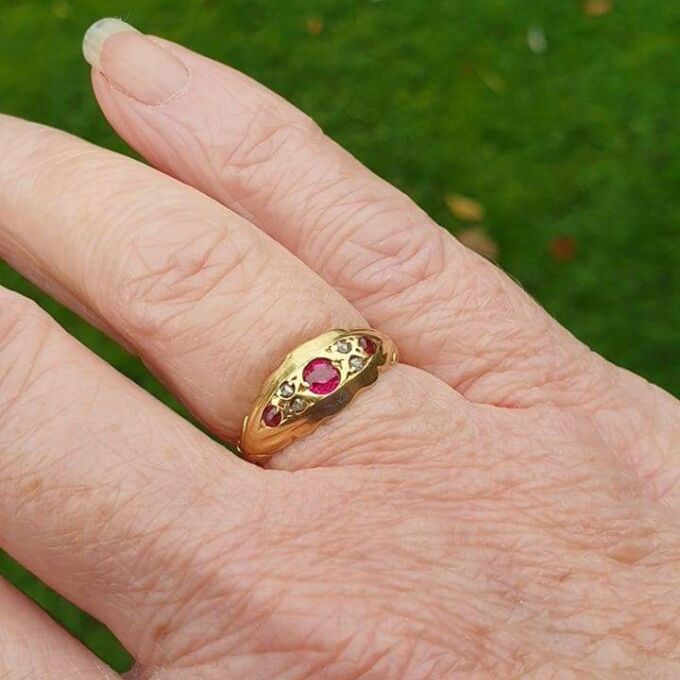 Edwardian Ruby and Diamond Ring in 18ct gold.