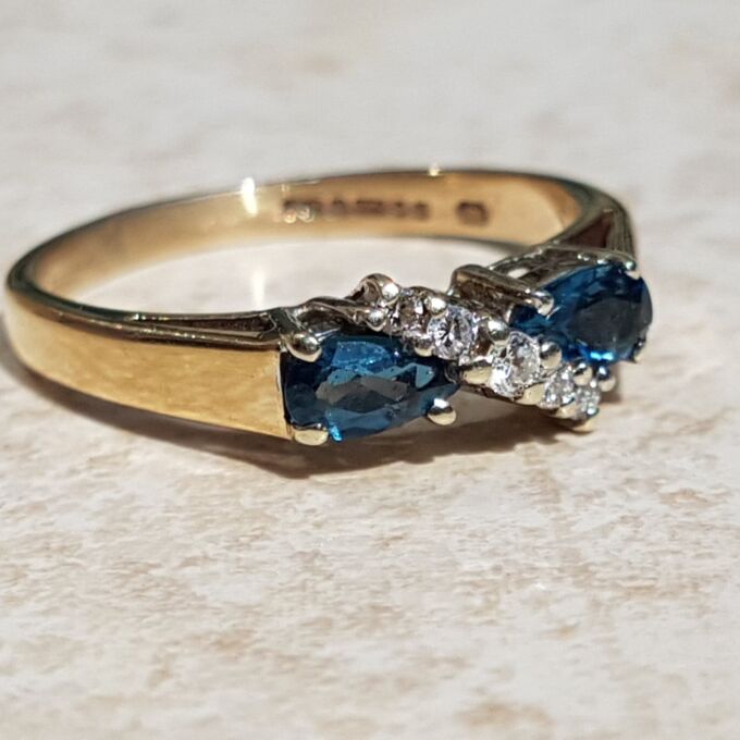 Sale – London Pear Blue Topaz & Diamond 9ct Gold Ring, a UK M 1/2 or a US 6 3/4.