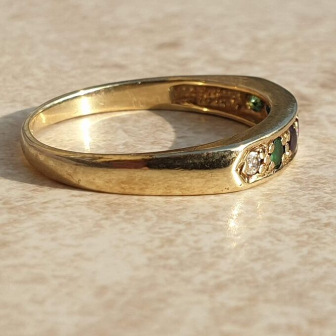 DEAREST Acrostic Ring on 9ct Gold,  a UK O or a US 7 1/2.