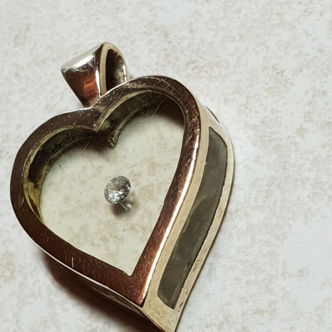 Delightful Floating Diamond Heart Pendant in 9ct Gold