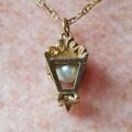 Lantern Pendant with Pearl in 9ct Gold