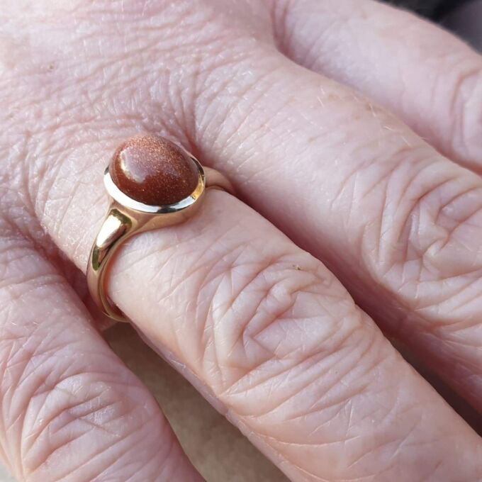Cabochon Goldstone Signet Ring in 9ct Gold,  a UK N 1/2 or a US 7 1/4.