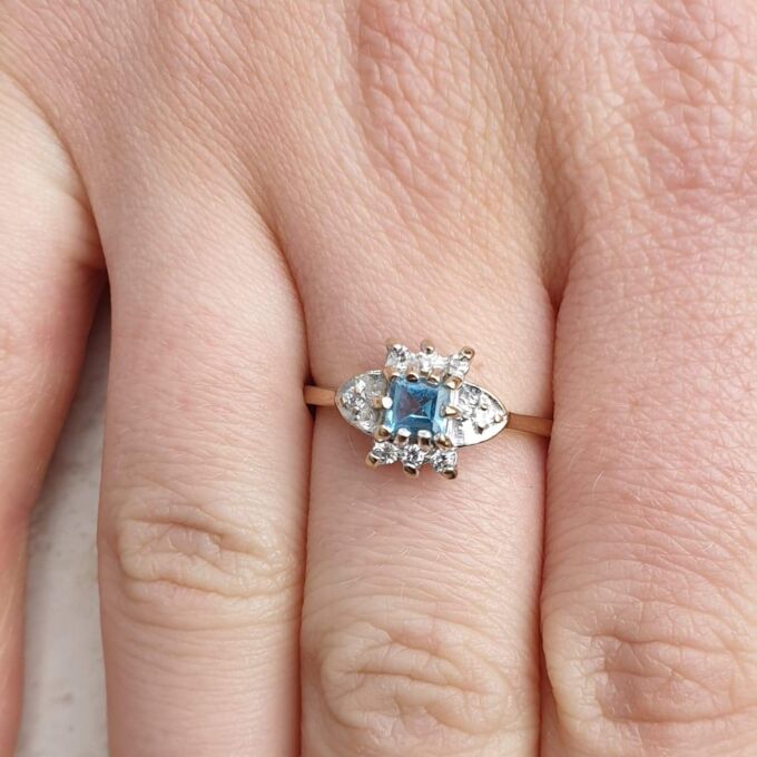 Blue Topaz and Diamond Ring in 9ct Gold,  a UK O 1/2 or a US 7 3/4.
