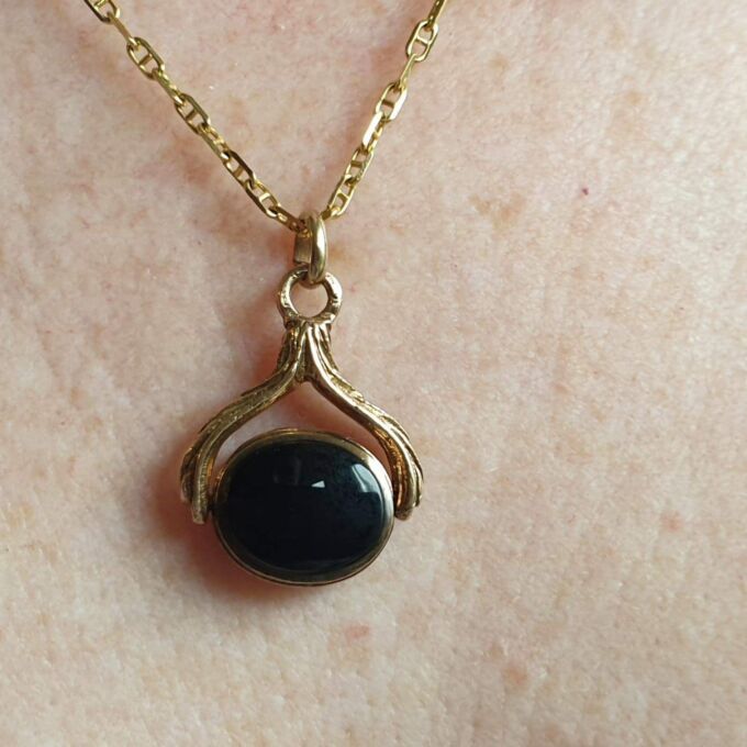 Two Sided Spinner Fob Pendant in 9ct Gold.