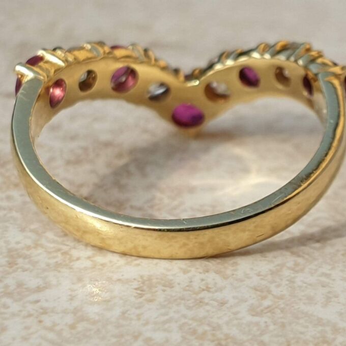 Ruby and Diamond Chevron Ring in 18ct Gold,  a UK M 1/2 or a US 6 3/4.