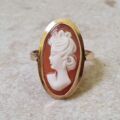 Elongated Cameo Ring in 14ct Gold.