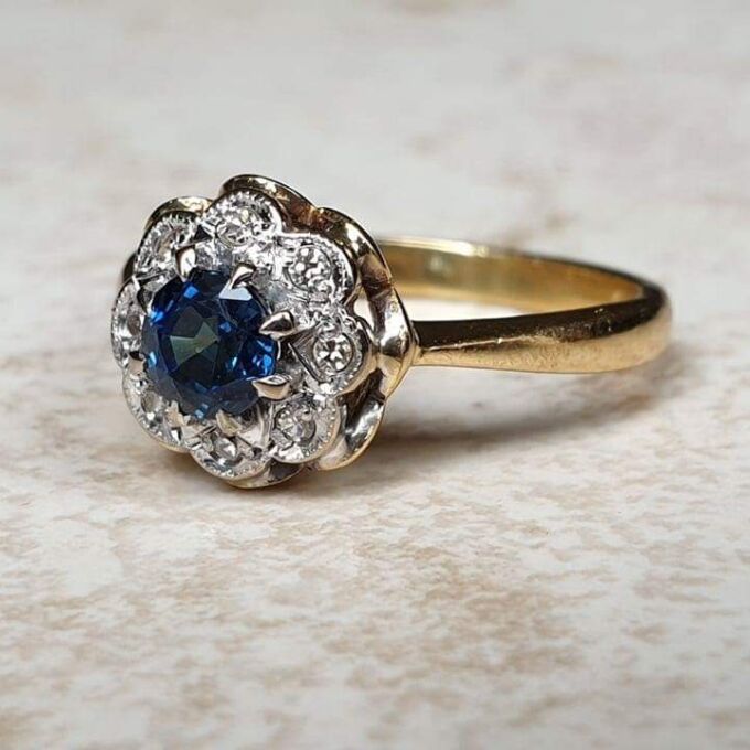 Sapphire and Diamond Daisy Ring in 18ct Gold, a UK J or a US 5. - Gems ...