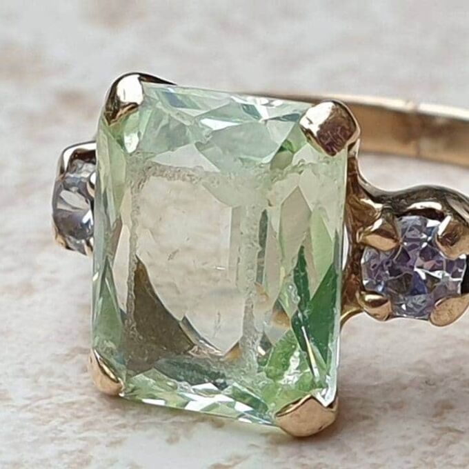 Synthetic Green Spinel Ring in 14K gold, a UK H or a US 4