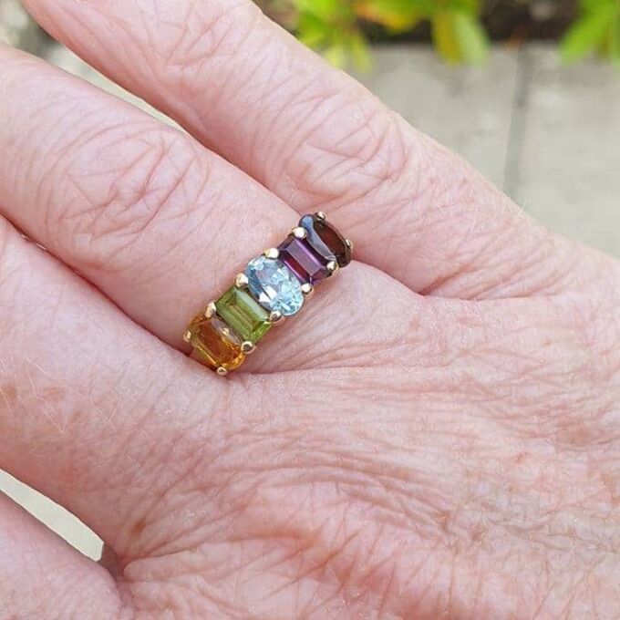Reserved – Rainbow Multi Stone Ring in 9ct Gold, a UK M 1/2 or a US 6 1/2