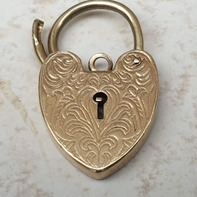 Ornate Engraved Heart Padlock in 9ct Gold - Gems Afire - Vintage ...