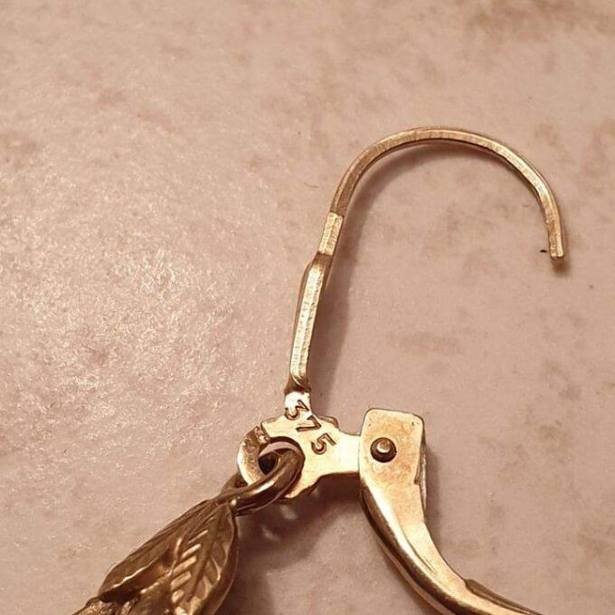 Topaz Dangle Drop Earrings in 9ct Gold