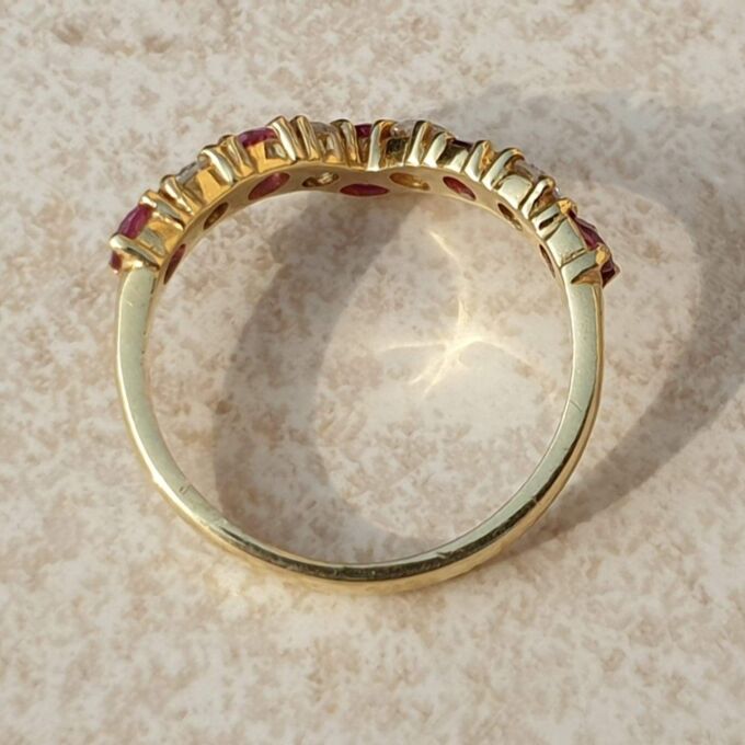 Ruby and Diamond Chevron Ring in 18ct Gold,  a UK M 1/2 or a US 6 3/4.