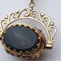 Carnelian, Bloodstone and Onyx Spinner Fob Pendant in 9ct Gold.