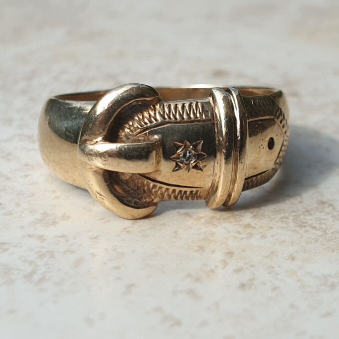 Diamond Set Buckle Ring in 9ct Gold, a UK S or a US 9 1/2.
