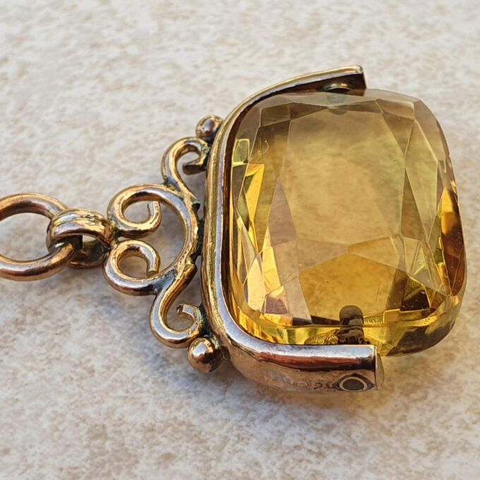 Antique Edwardian Citrine Spinning Fob in 9ct Gold