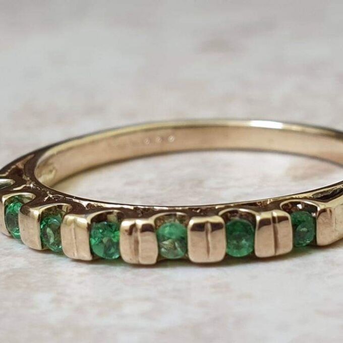 Reserved – Green Garnet Stacking Band in 9ct Gold.