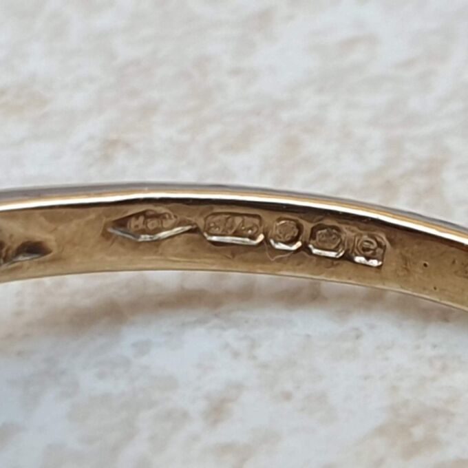 Wishbone Chevron Ring with Dolphin Charm in 9ct Gold.