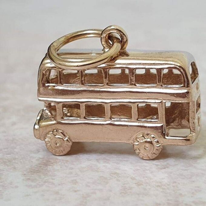 Double Decker Bus Pendant in 9ct Gold.