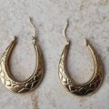 Oval Hoop Earrings in 9ct Gold