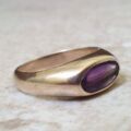 Oval Amethyst Signet Ring in 9ct Gold, a UK H 1/2 or a US 4 1/4