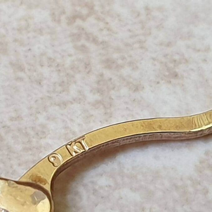 Diamond Pattern Oval Creole Earrings in 9ct Gold.