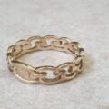 Chain Link Design Ring in 9ct Gold.