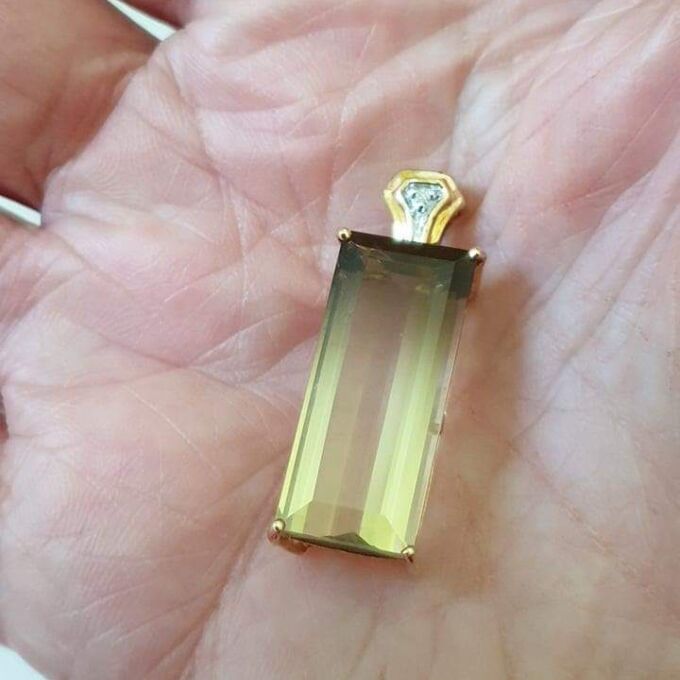 Bi Coloured Quartz Pendant in 9ct Gold