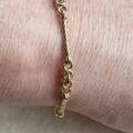 Fancy Twist Bar Bracelet in 9ct Gold,  7 3/4 inches.