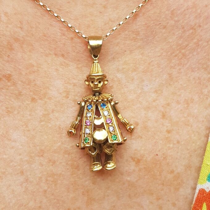 Fabulous Articulated Clown Pendant in 9ct Gold
