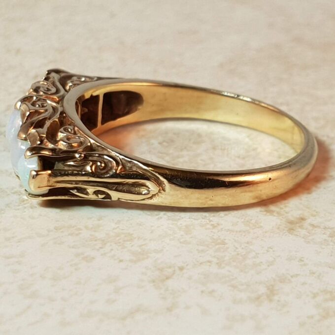 Five Stone Vintage Opal Ring in 9ct Yellow Gold, a UK N or a US 6 3/4 – 7.