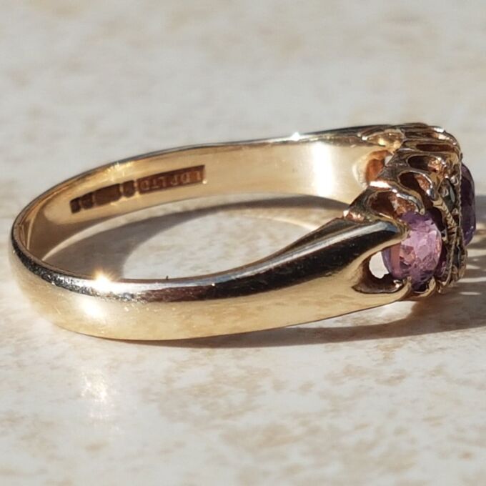 Pretty Amethyst Gypsy Ring in 9ct Gold, a UK M 1/2 or a US 6 3/4.