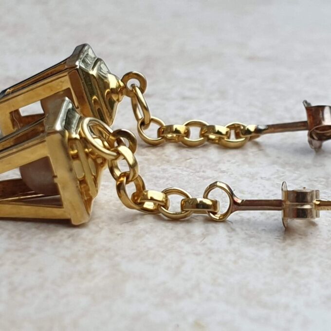 Lantern Earring in 9ct Gold