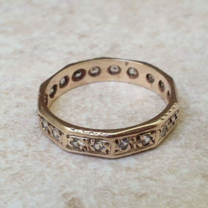 Reserved – Quartz Full Eternity Ring in 9ct Gold.