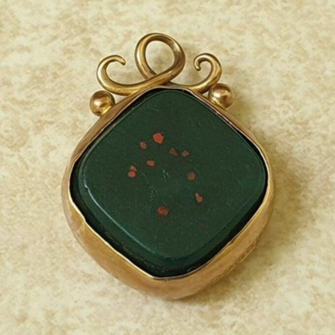 Antique Bloodstone Fob in 9ct Gold