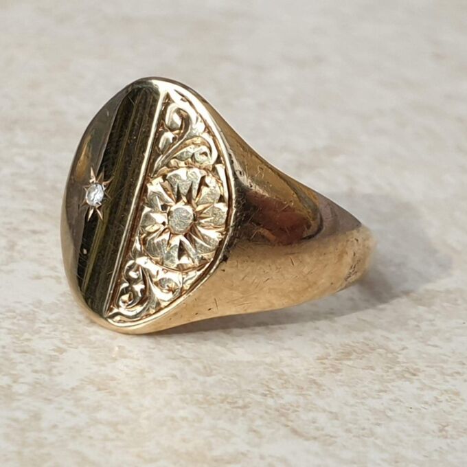 Diamond Set Engraved Signet Ring in 9ct Gold,  a UK O 1/2 or a US 7 3/4