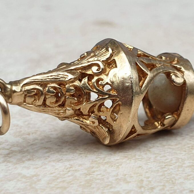 Ornate Lantern Fob Pendant in 9ct Gold