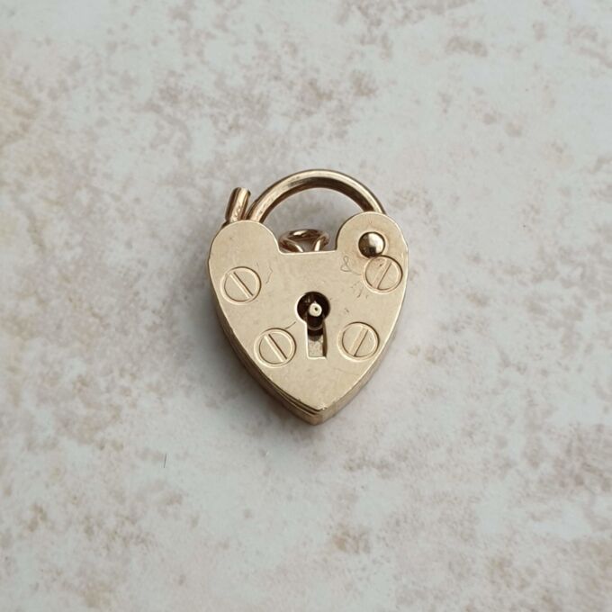 Tiny Working Heart Padlock in 9ct Gold