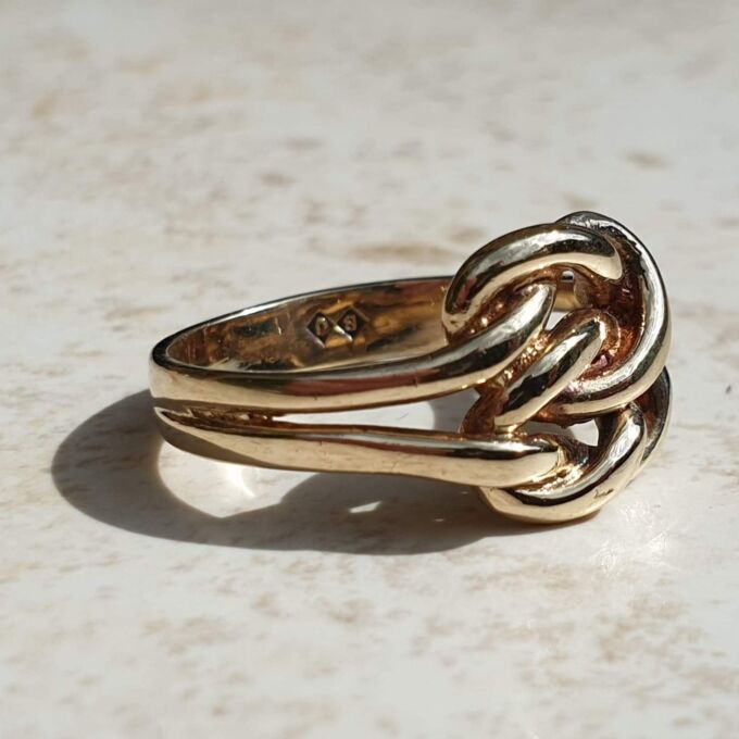 Double Knot Ring in 9ct Gold, a UK M 1/2 or a US 6 1/2