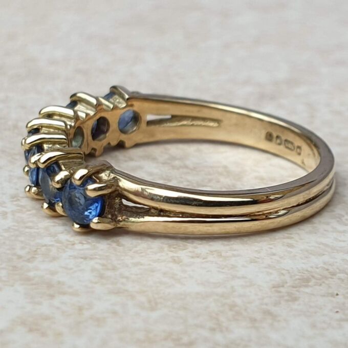 Reserved Cornflower Blue Sapphire Stacking Band,18ct Gold, a UK L 1/2 or a US 6.