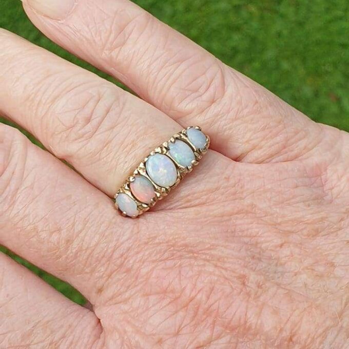 Five Stone Opal Ring in 9ct Gold.