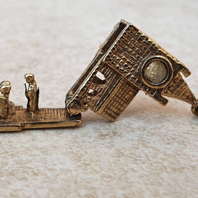 Opening Church Charm with Stanhope Lens and Wedding Scene Inside in 9ct Gold.