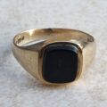 Squared Onyx Signet Ring in 9ct Gold, a UK J 1/2 or a US 5 1/4