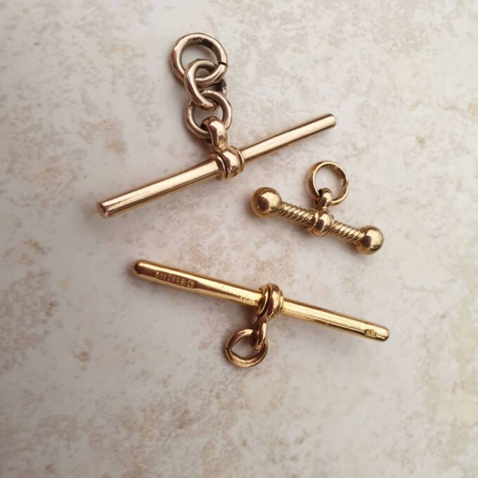 Plain T Bar Pendant Fob in 9ct Rose Gold